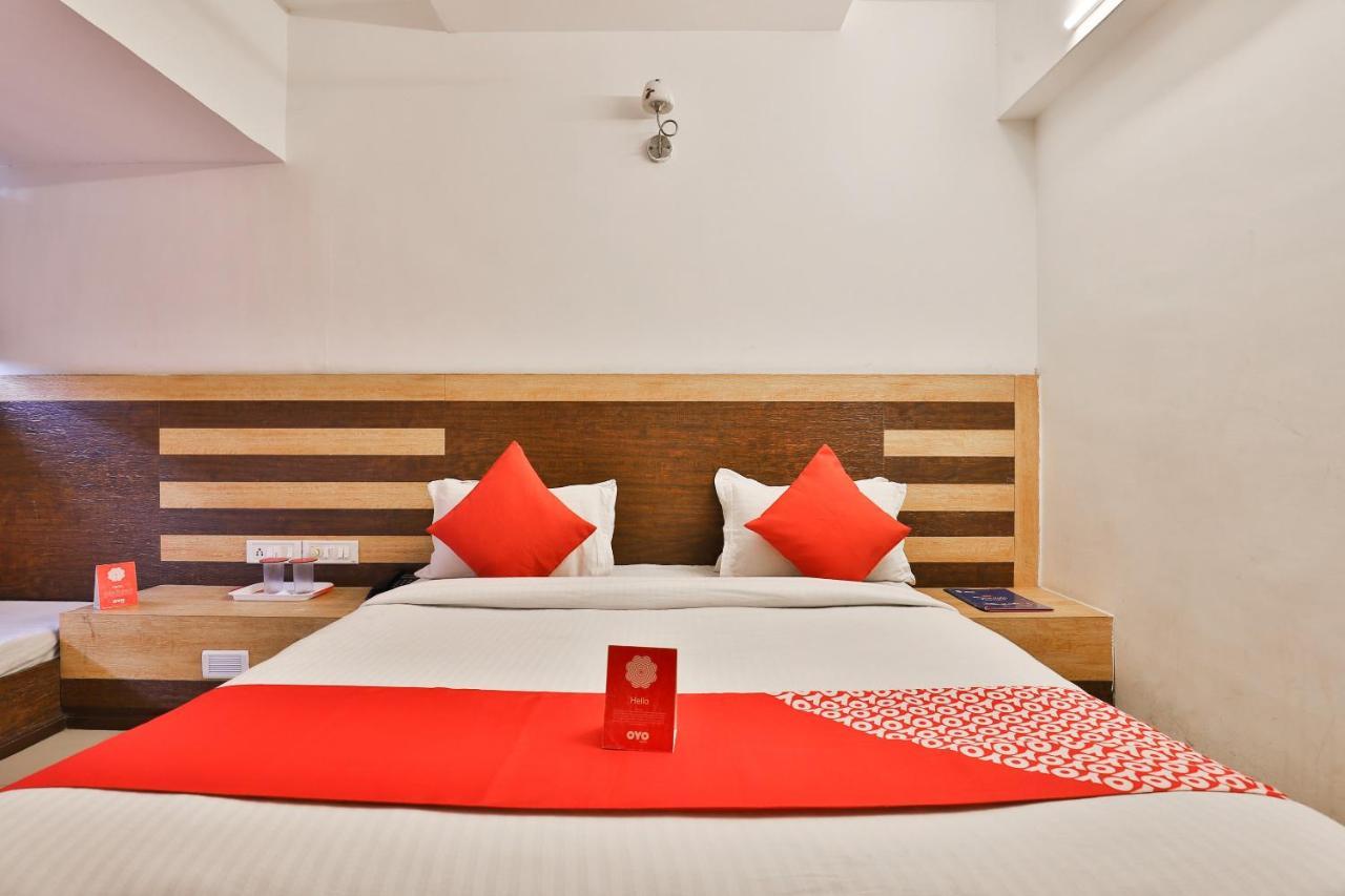 Oyo 8758 Hotel Swagatam Ahmedabad Exterior photo